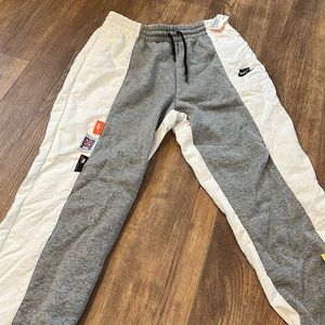 Nike joggers-NEW!!!
